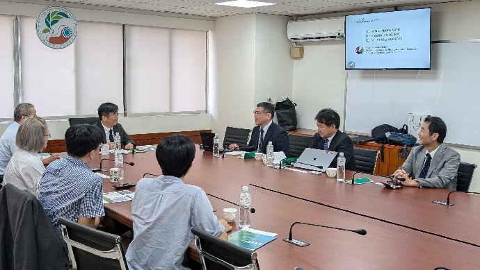 歡迎日本名古屋大學(Nagoya University)生物農學研究生院的中園院長等3位師長，蒞院拜訪