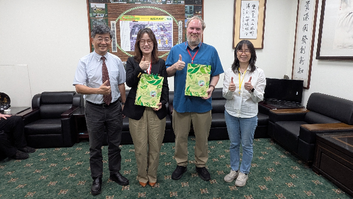 歡迎美國德州農工大學(Texas A&M University)納雷什·K·瓦西什特醫學院Dr. Ryang Hwa Lee和獸醫學暨生物醫學科學院Dr. Brian W. Davis蒞院