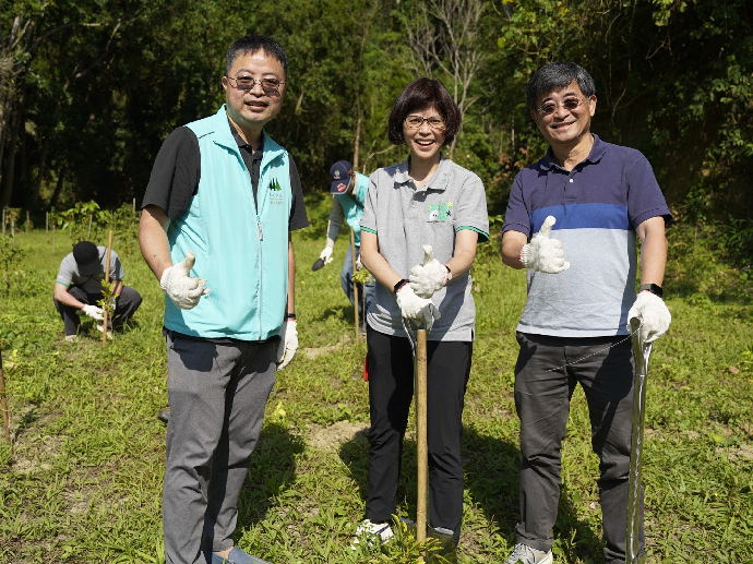 誠美材「Green Filter 綠境計畫」攜手中興大學落實科學造林