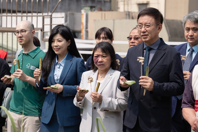 山林共管新紀元 賽夏族獲全台首張FSC國際森林團體證書