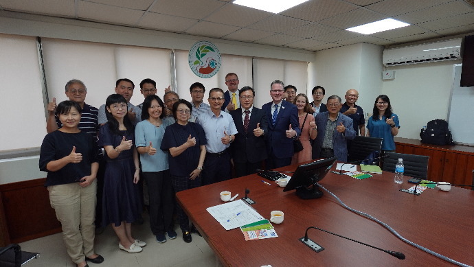 歡迎美國猶他州立大學(Utah State University)奎尼農業與自然資源學院Derek McLean院長等一行師長蒞院